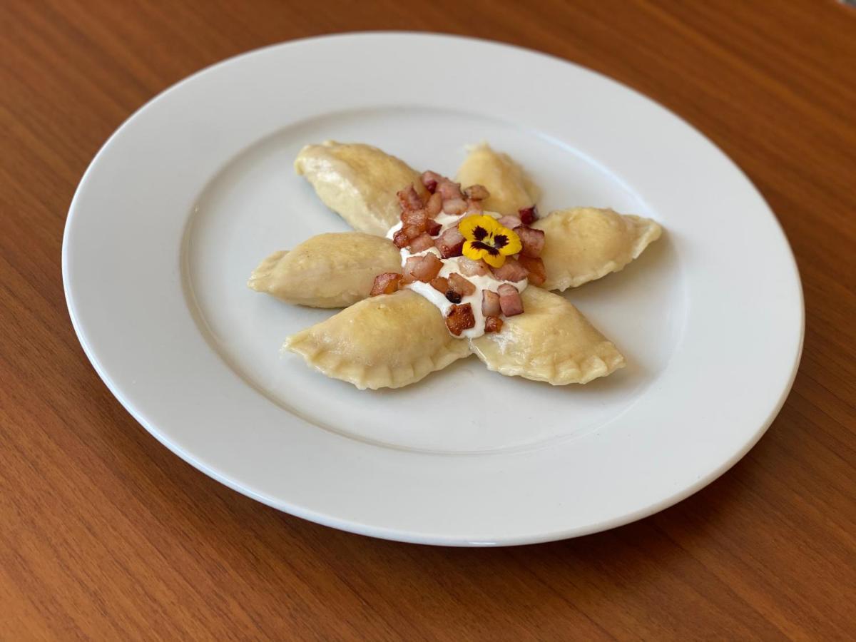 Hotel Eminent Stupava Zewnętrze zdjęcie