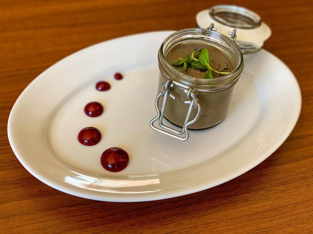 Hotel Eminent Stupava Zewnętrze zdjęcie