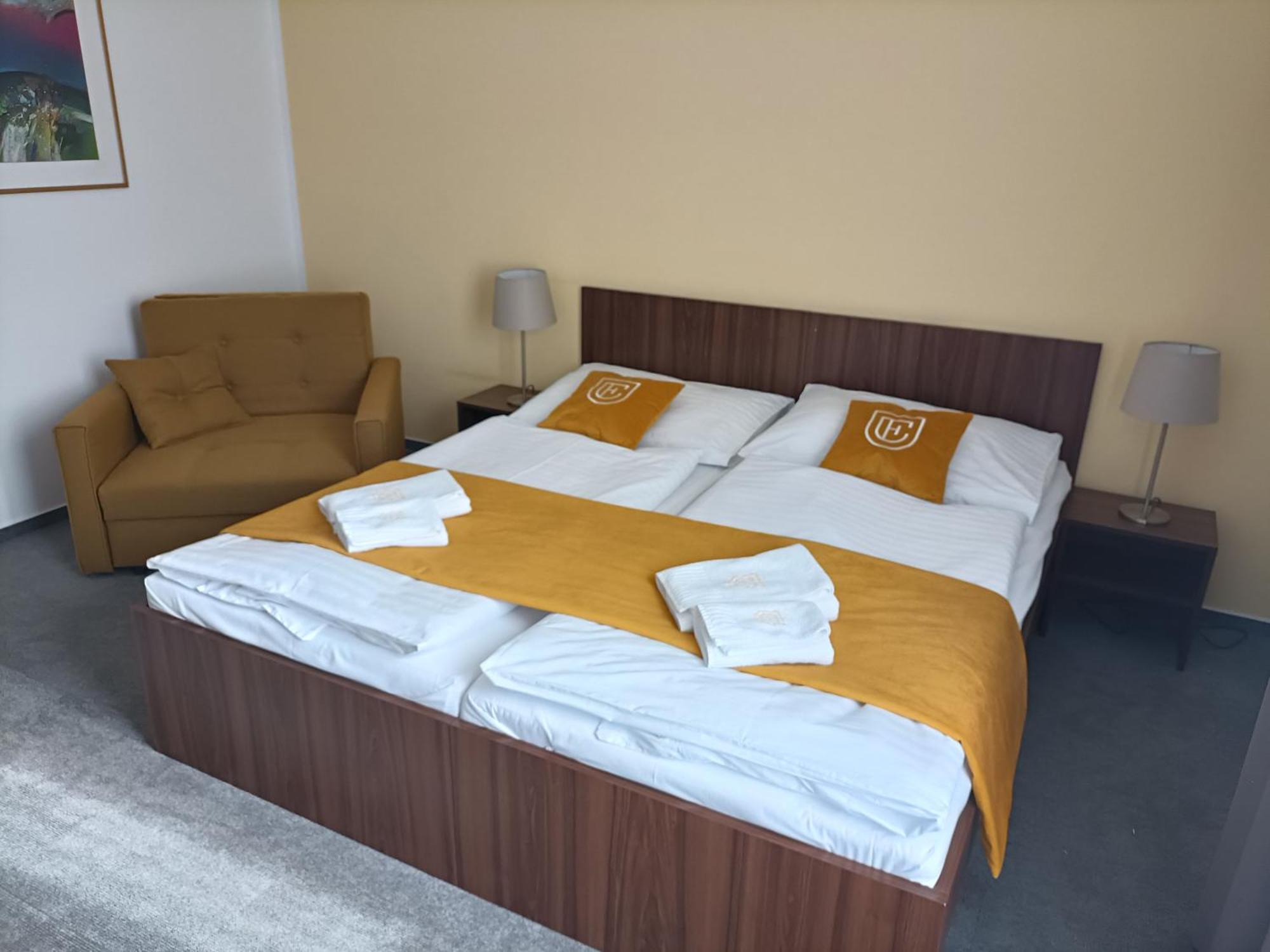 Hotel Eminent Stupava Zewnętrze zdjęcie