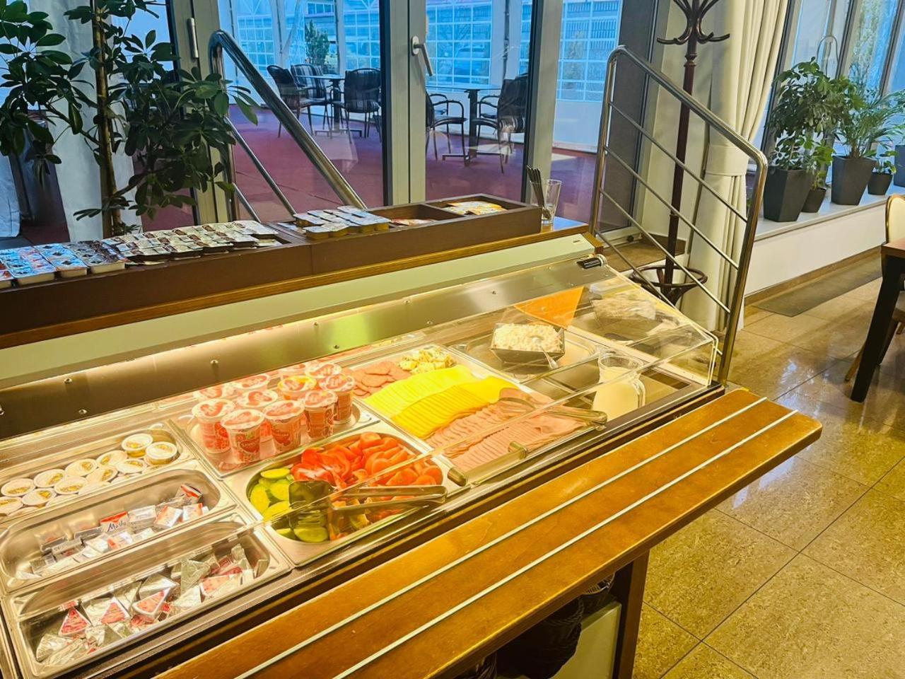 Hotel Eminent Stupava Zewnętrze zdjęcie