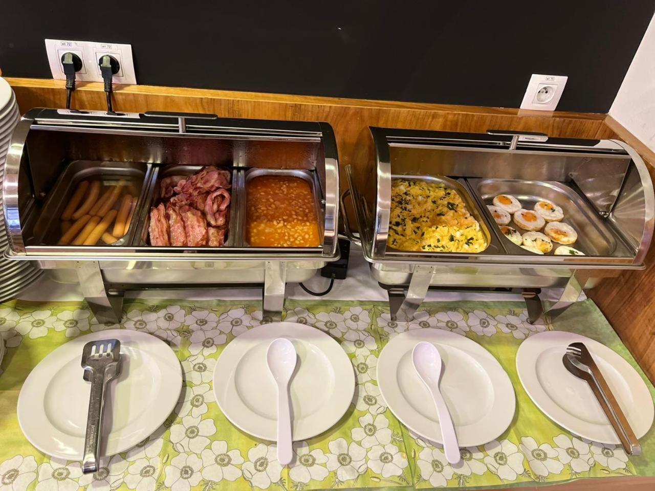 Hotel Eminent Stupava Zewnętrze zdjęcie