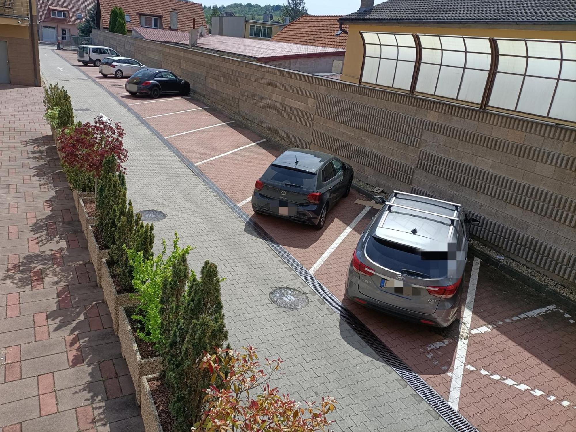 Hotel Eminent Stupava Zewnętrze zdjęcie