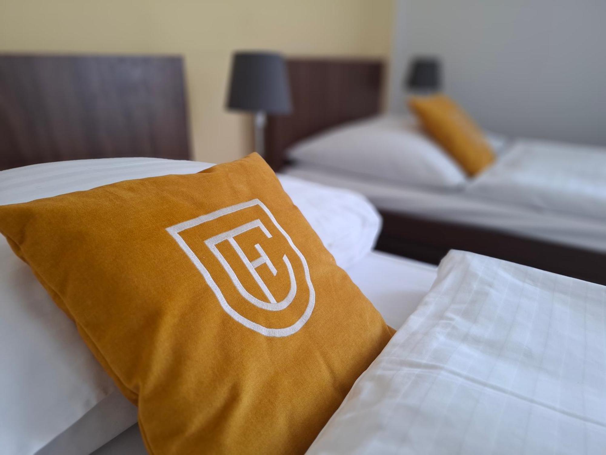 Hotel Eminent Stupava Zewnętrze zdjęcie